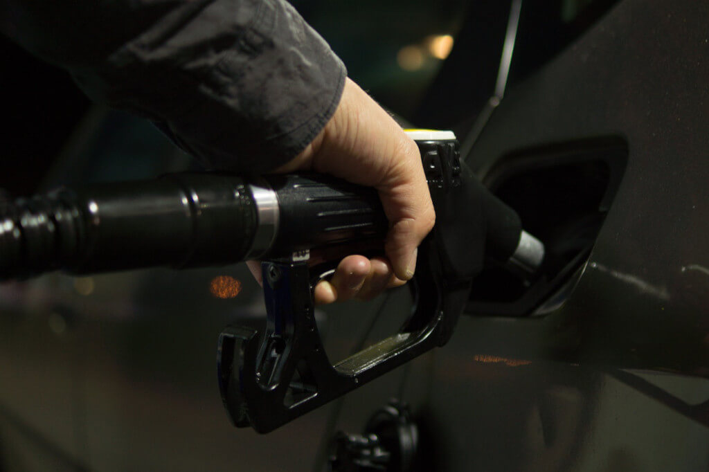 How to Cut Costs on Petrol and Save Money