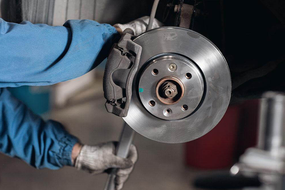 How Do I Know if the Brakes on My Vehicle Need to Be Replaced?